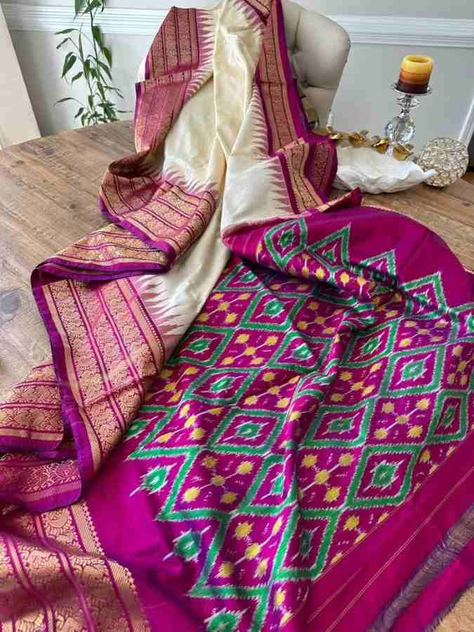POCHAMPALL-YIKKAT-SILK-SAREE-Cream-With-Purple-Color_Pallu-And-Blouse-SameA-sIkkat-Designe