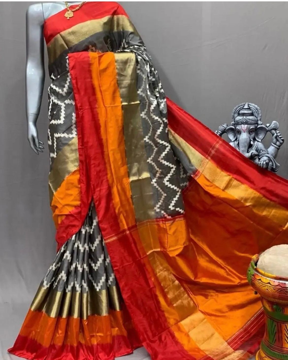 Pochampally Ikkat Silk Gray With Red Color Saree